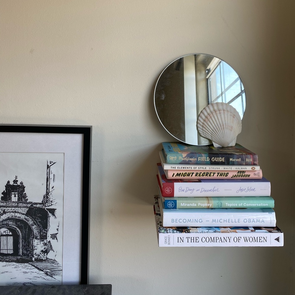 Umbra floating bookshelf (set of 2)
